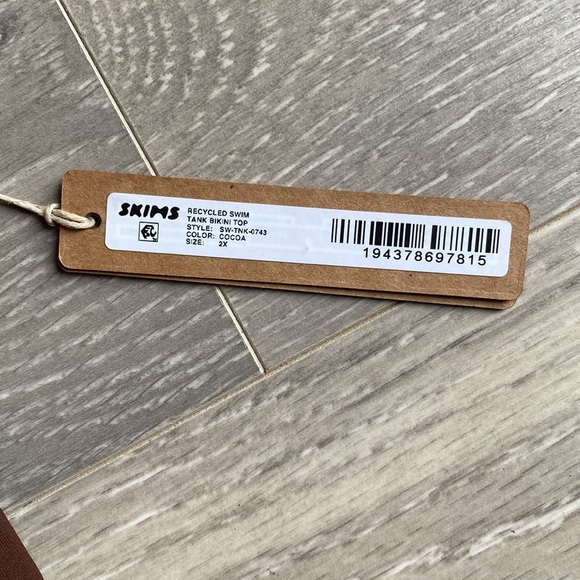 SKIMS SIGNATURE TANK BIKINI TOP 2X COCOA NWT - Picture 8 of 11